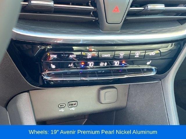 Buick Encore GX Avenir AWD 2024