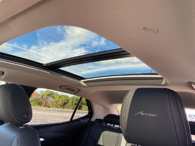 Buick Encore GX Avenir AWD 2024