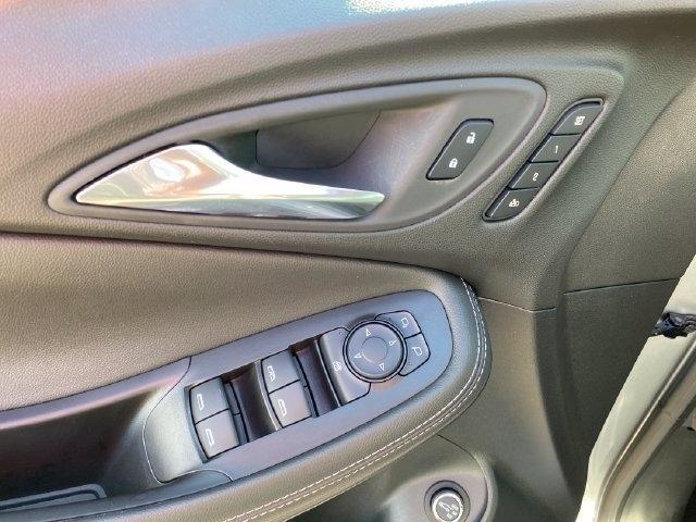 Buick Encore GX Avenir AWD 2024