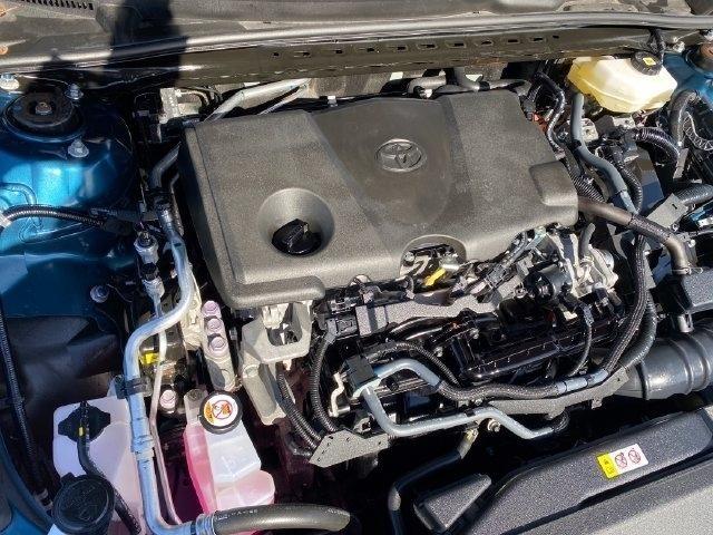 Toyota Camry Hybrid SE AWD 2025