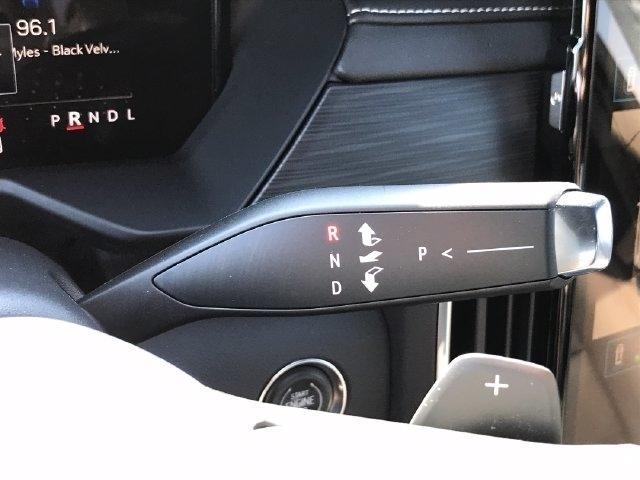 GMC Acadia Elevation 2024