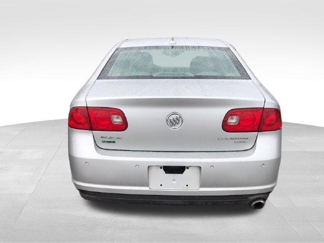 Buick Lucerne CXL 2011