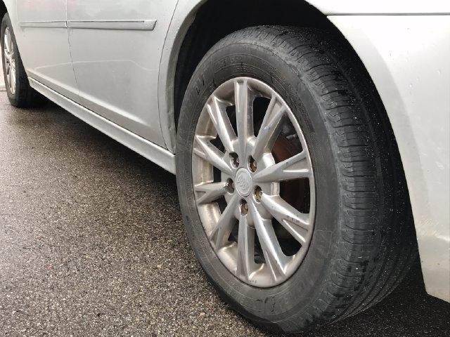 Buick Lucerne CXL 2011