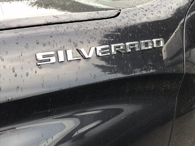 Chevrolet Silverado 1500 LT-L Crew Cab 4WD 2024