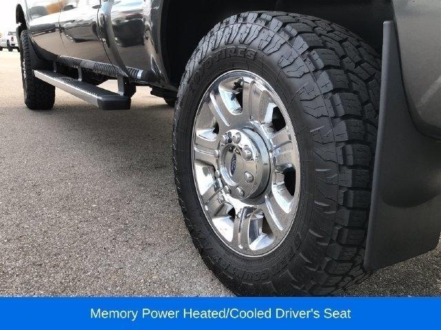 Ford F-250 SD Lariat Crew Cab 4WD 2015