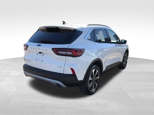 Ford Escape Platinum AWD 2024
