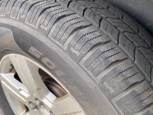 Chevrolet Traverse 2LT FWD 2012