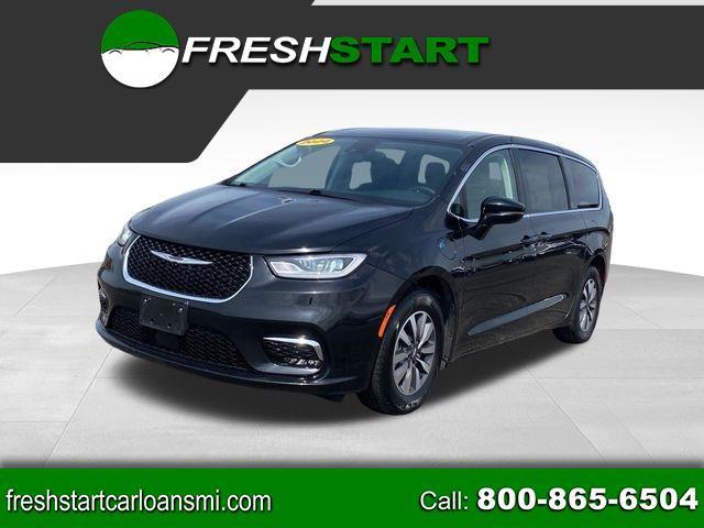 2024 Chrysler Pacifica Hybrid Select