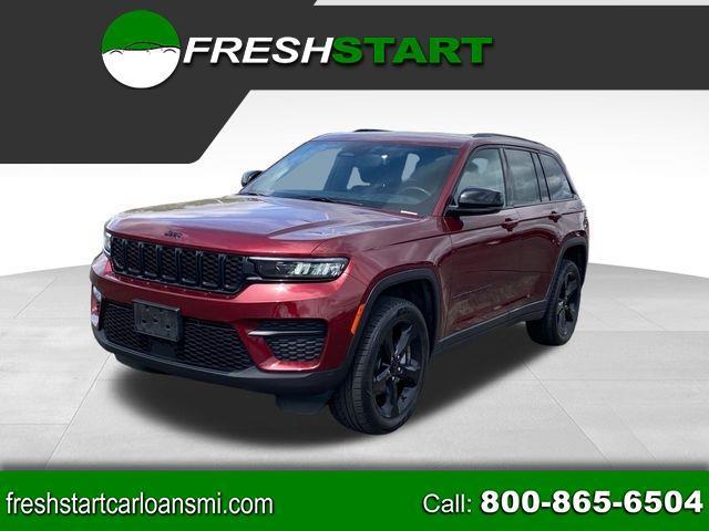 2023 Jeep Grand Cherokee Laredo 4WD