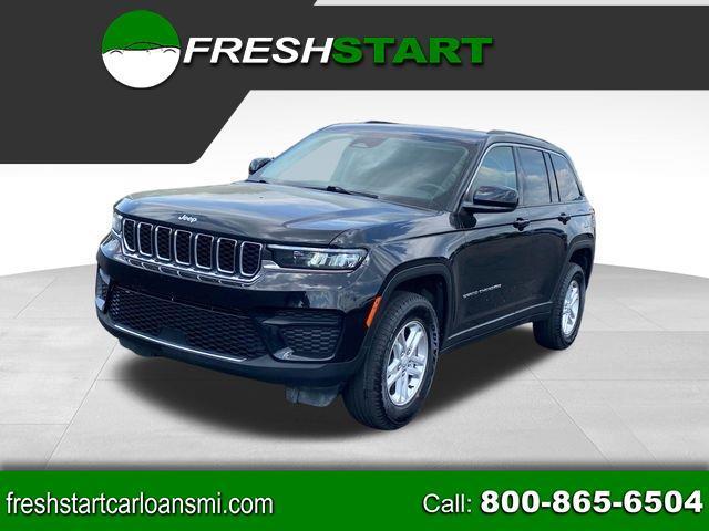 2023 Jeep Grand Cherokee Laredo 4WD