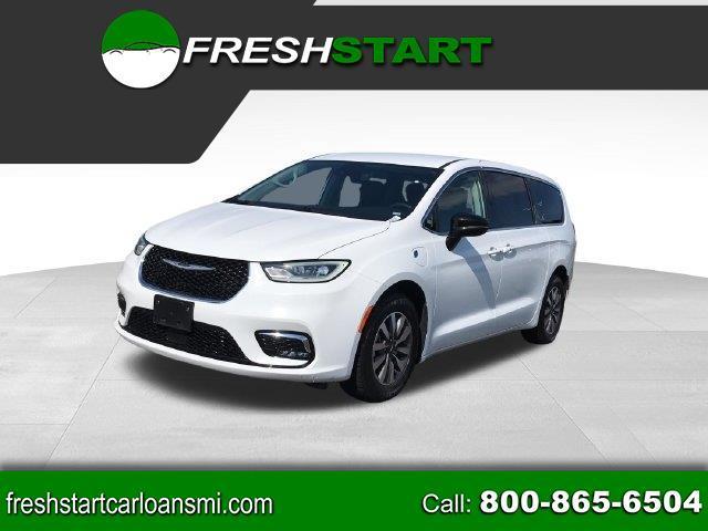 2024 Chrysler Pacifica Hybrid Select