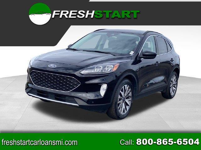 2022 Ford Escape Titanium 4WD