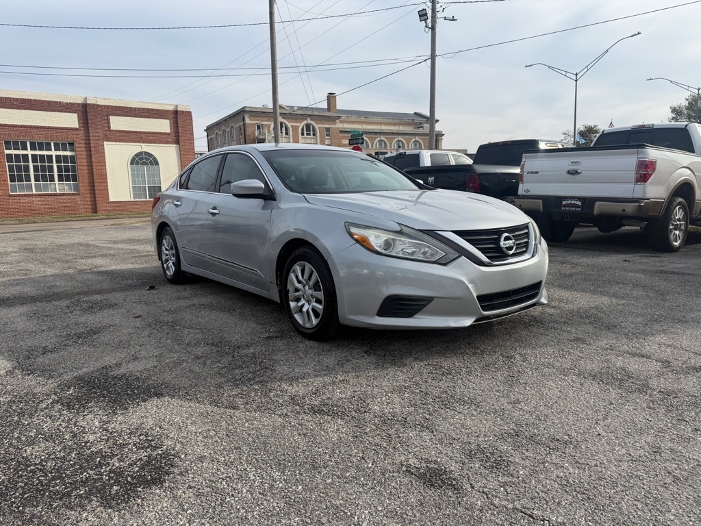 Nissan Altima  2017