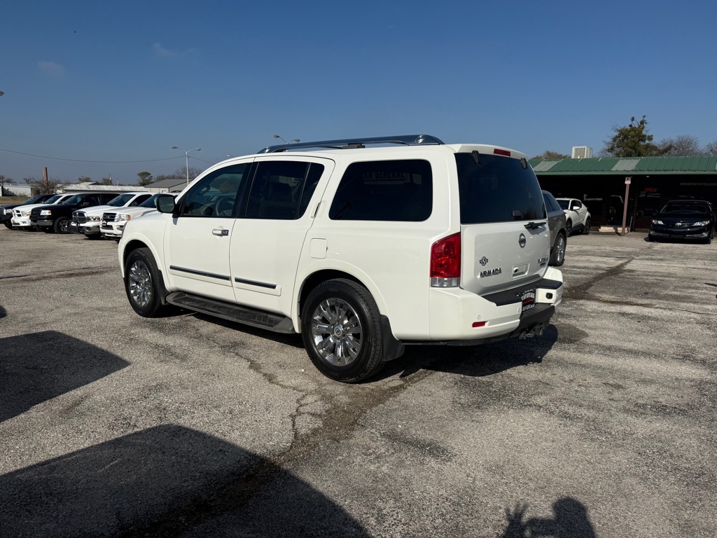 Nissan Armada  2015