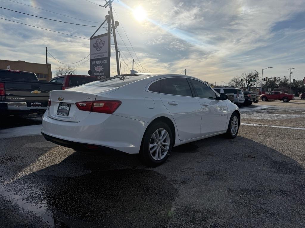 Chevrolet Malibu  2018