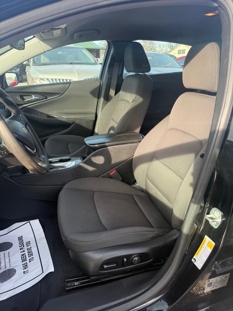 Chevrolet Malibu  2018