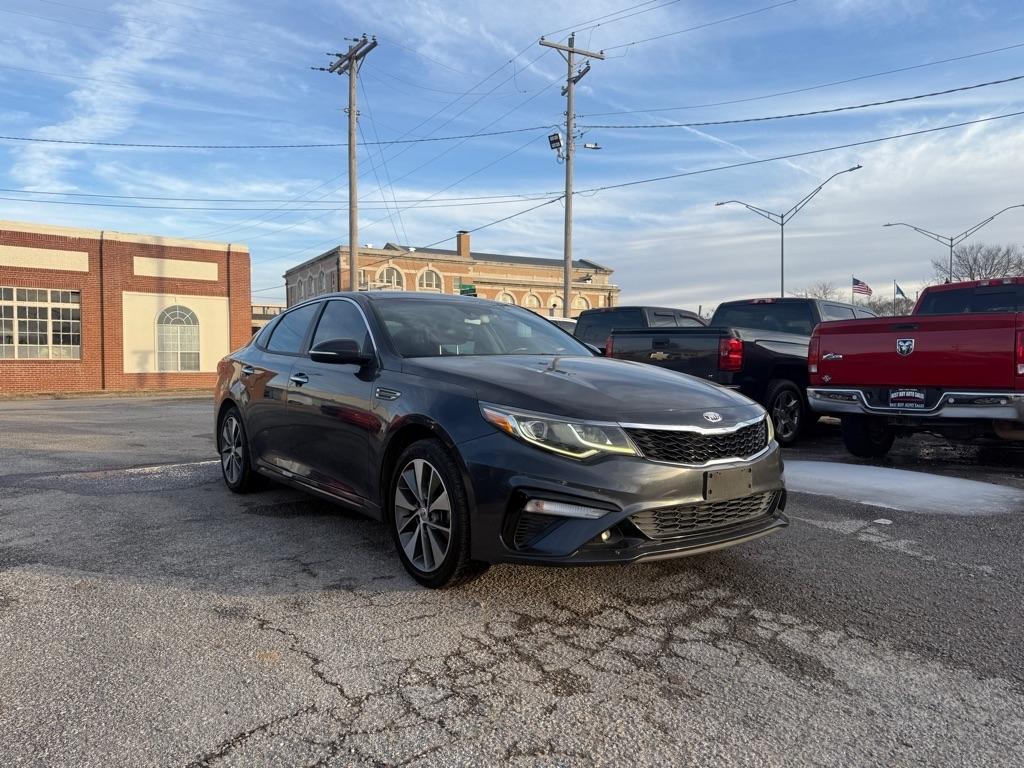 Kia Optima  2019