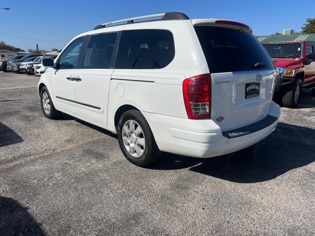 Hyundai Entourage  2007