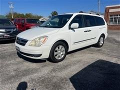 2007 Hyundai Entourage 