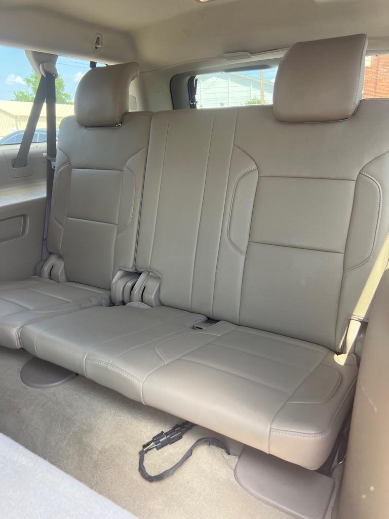 Chevrolet Suburban  2017