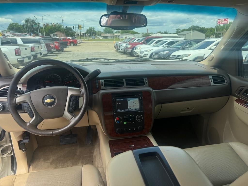 Chevrolet Avalanche  2013