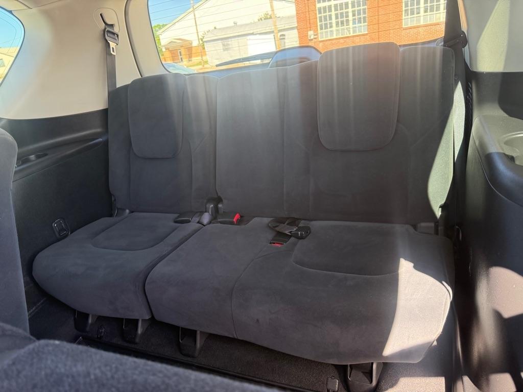 Nissan Armada  2019
