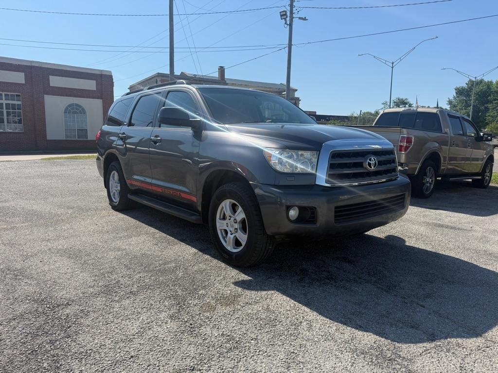 Toyota Sequoia  2016