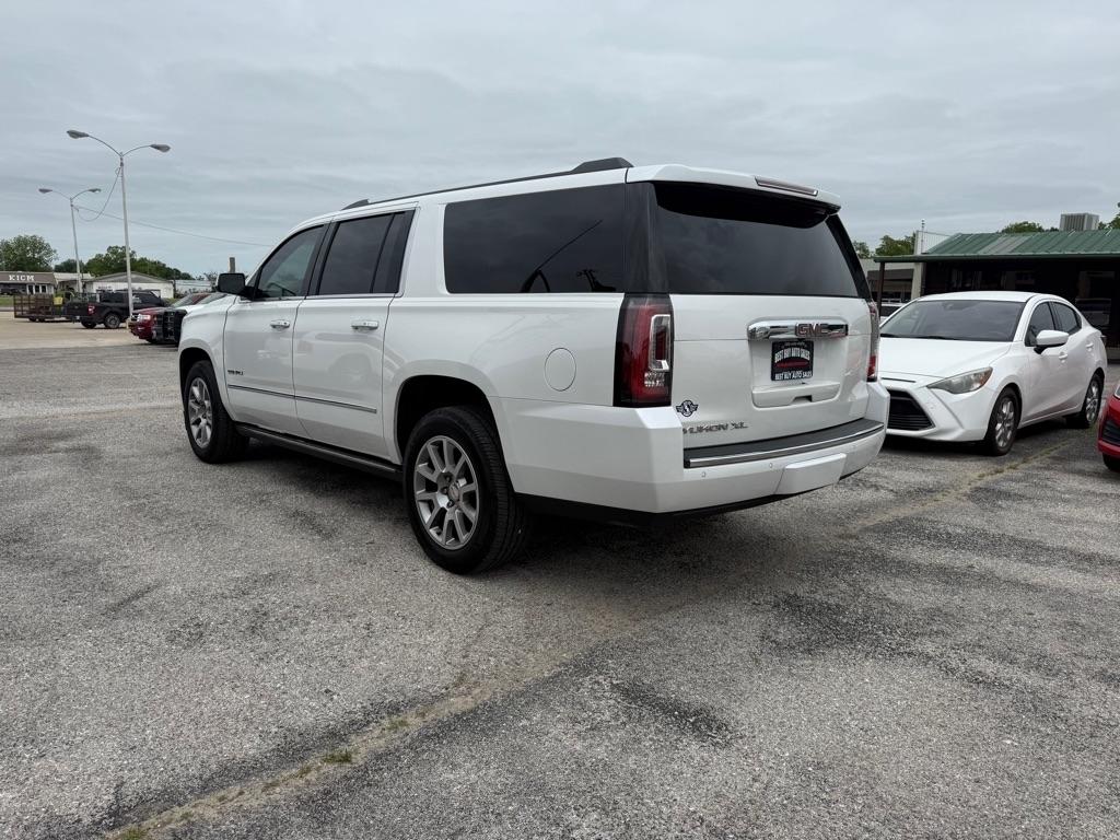 GMC Yukon XL  2017