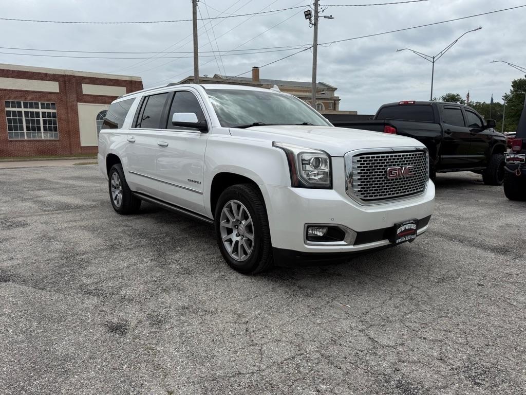 GMC Yukon XL  2017
