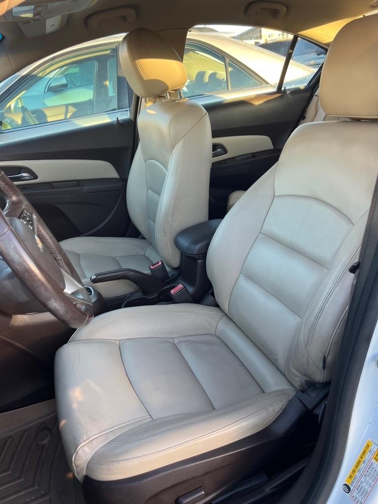 Chevrolet Cruze  2012