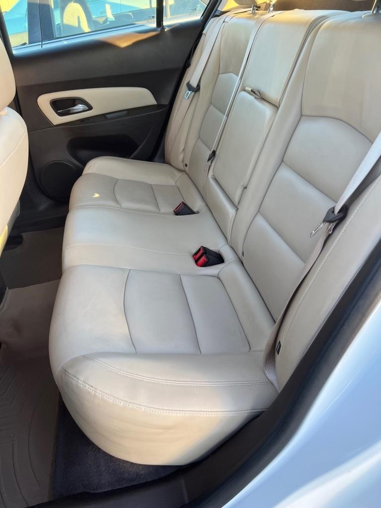 Chevrolet Cruze  2012