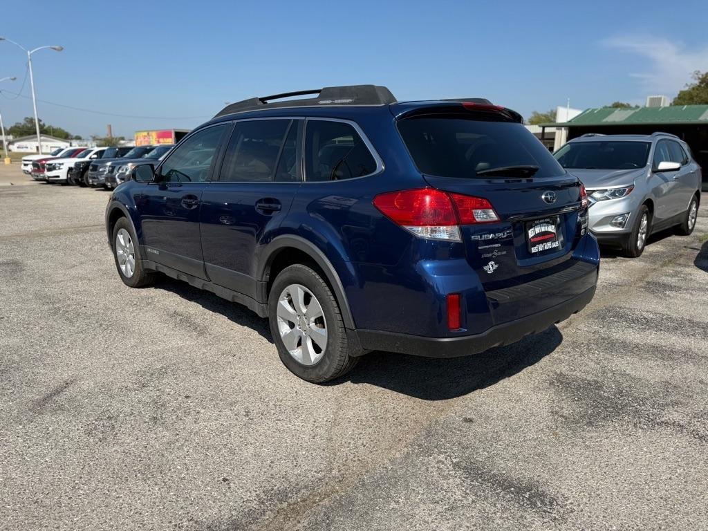 Subaru Outback  2011