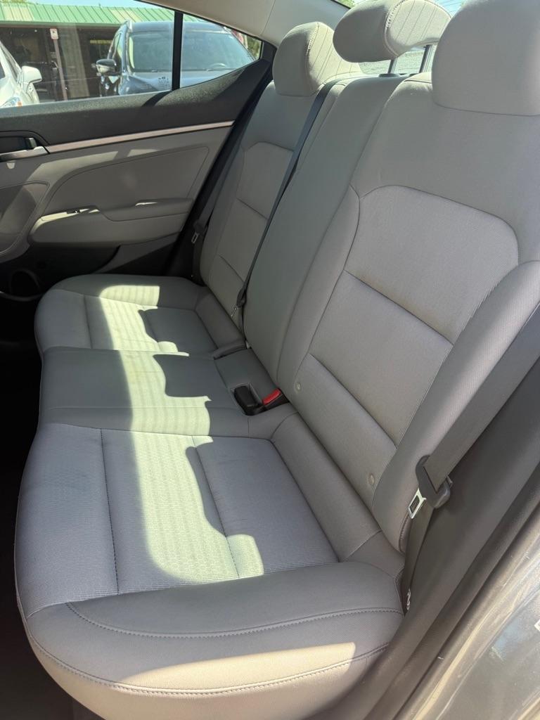 Hyundai Elantra  2017