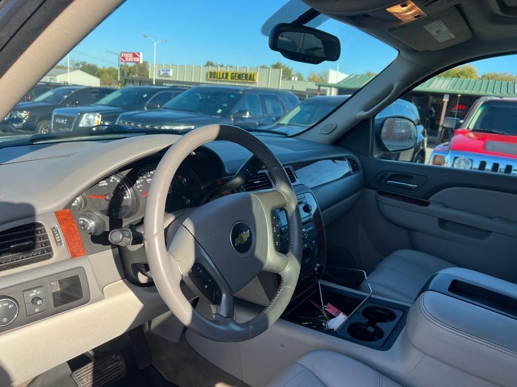 Chevrolet Tahoe  2012