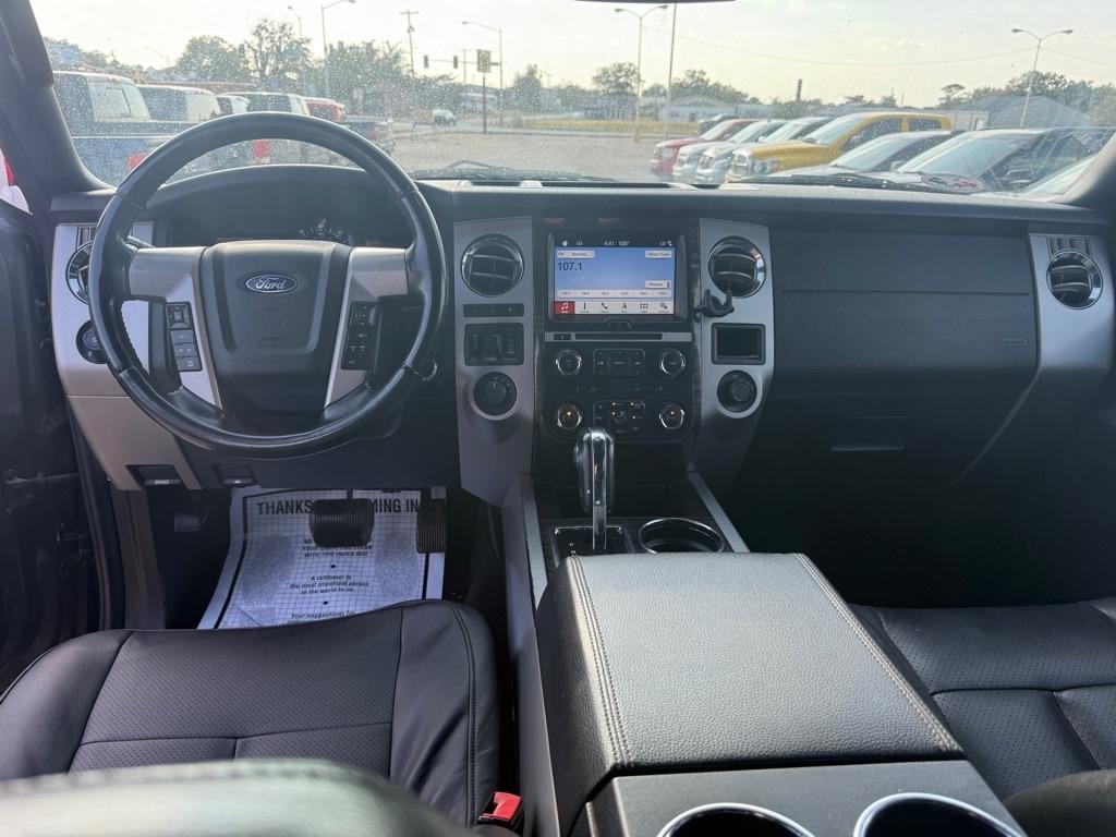 Ford Expedition  2017