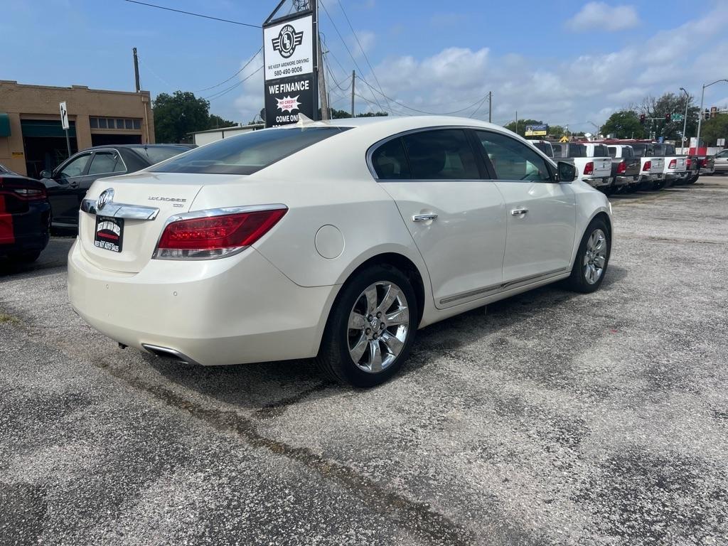 Buick LaCrosse  2010