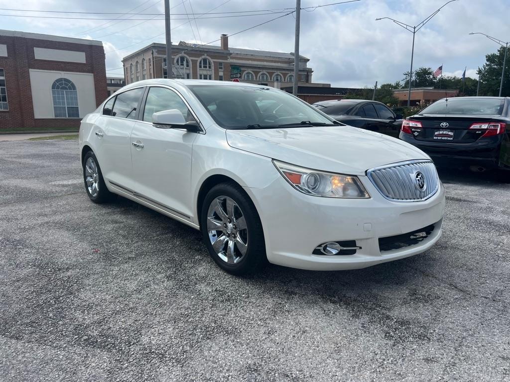Buick LaCrosse  2010