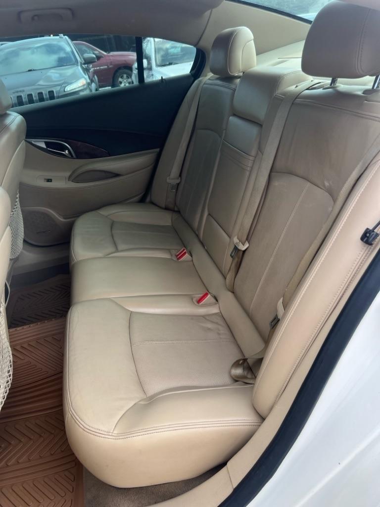 Buick LaCrosse  2010