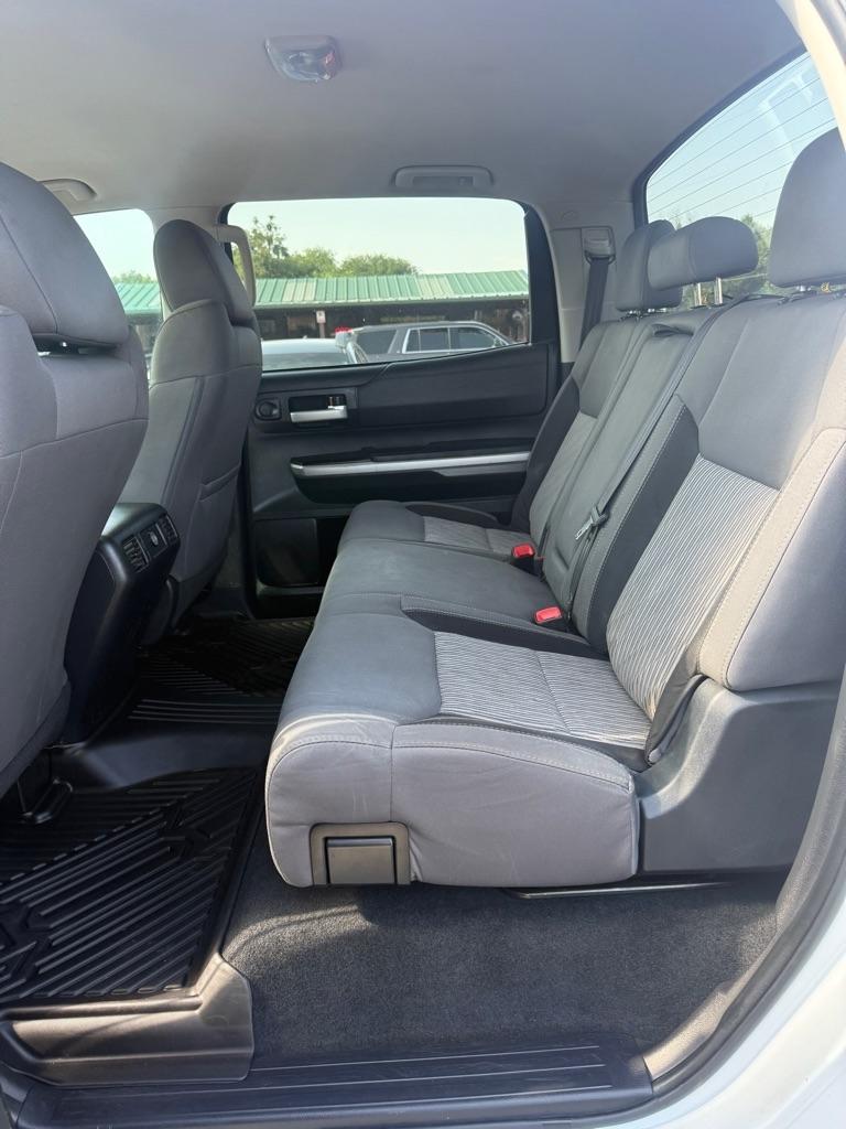 Toyota Tundra  2017