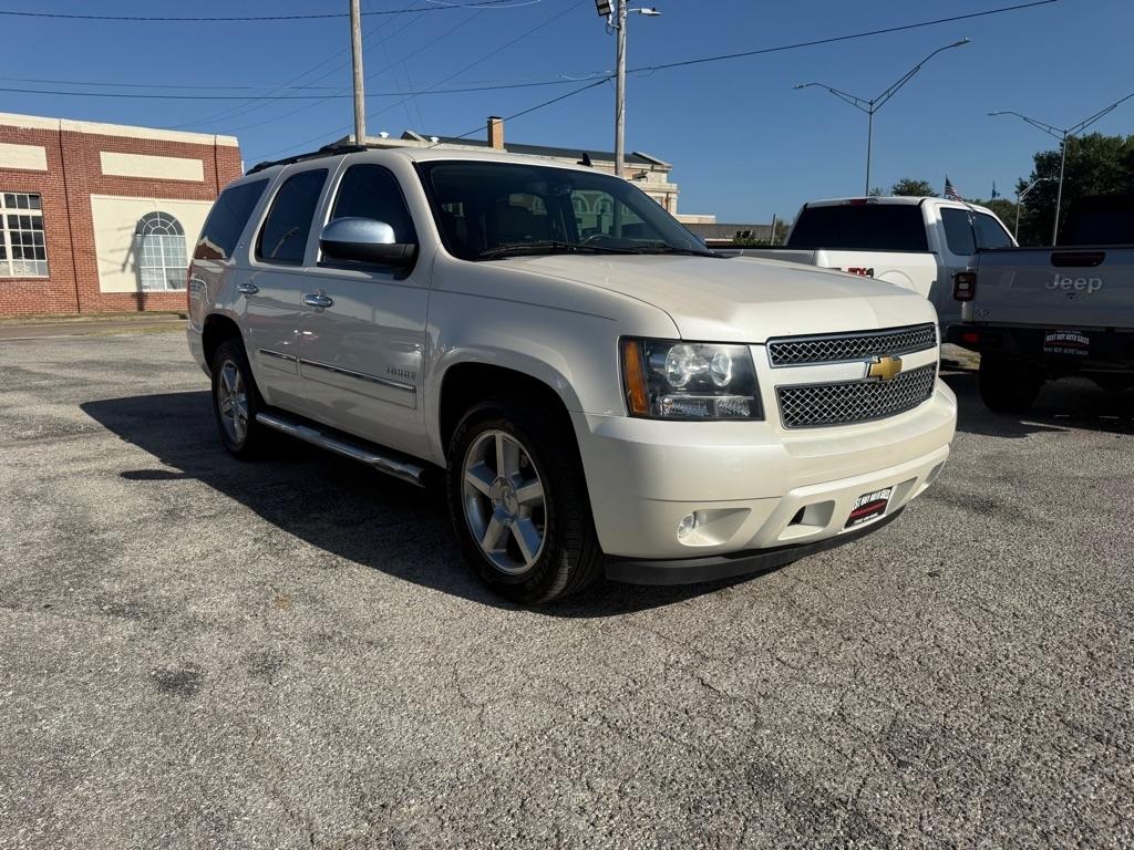 Chevrolet Tahoe  2013