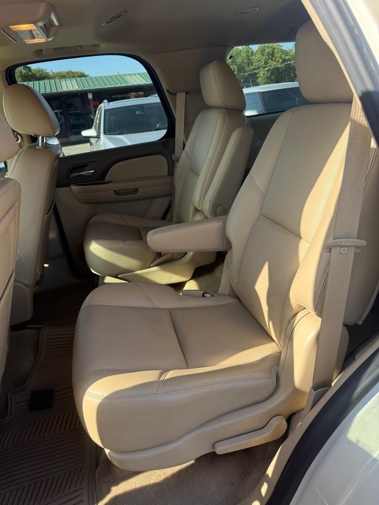 Chevrolet Tahoe  2013