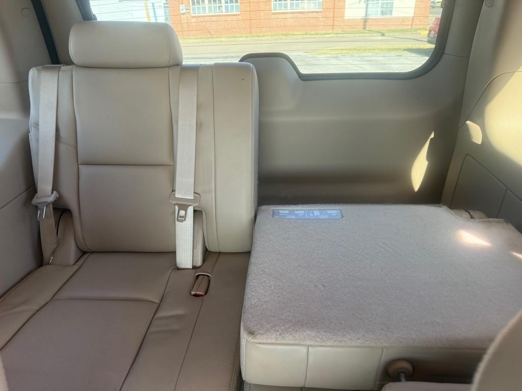 Chevrolet Tahoe  2013