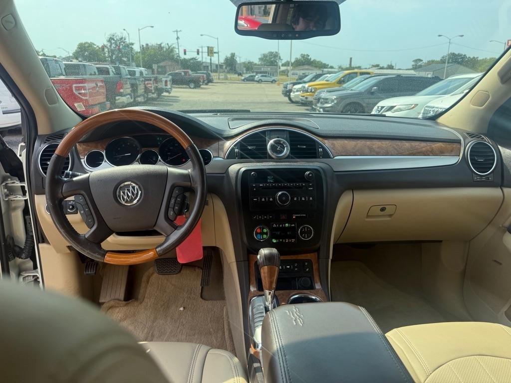 Buick Enclave  2011