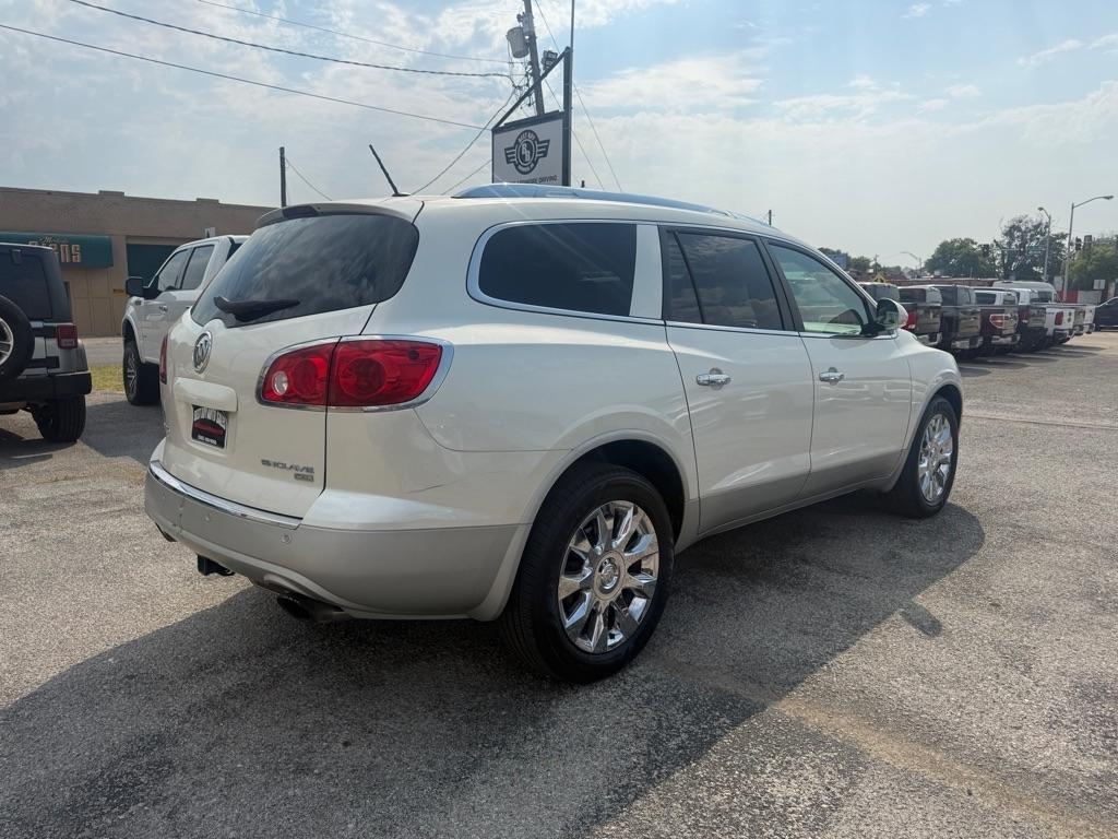 Buick Enclave  2011