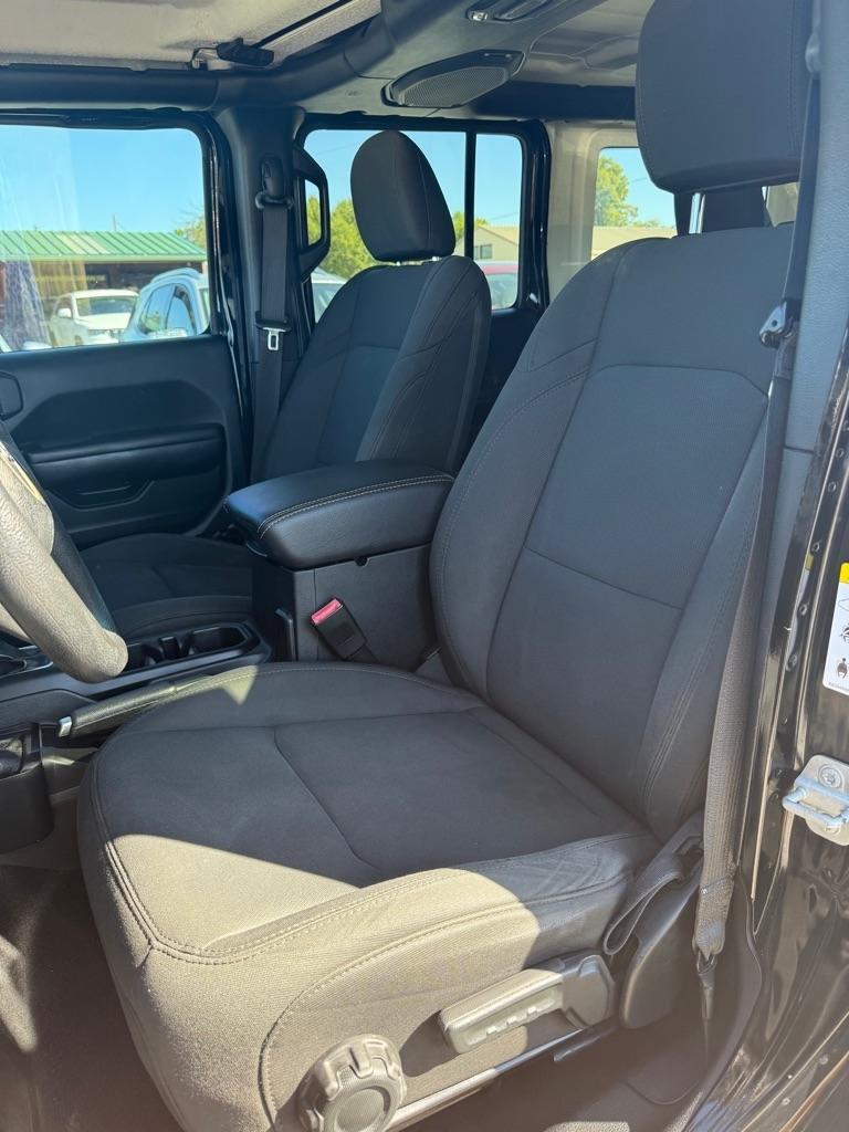 Jeep Wrangler  2018