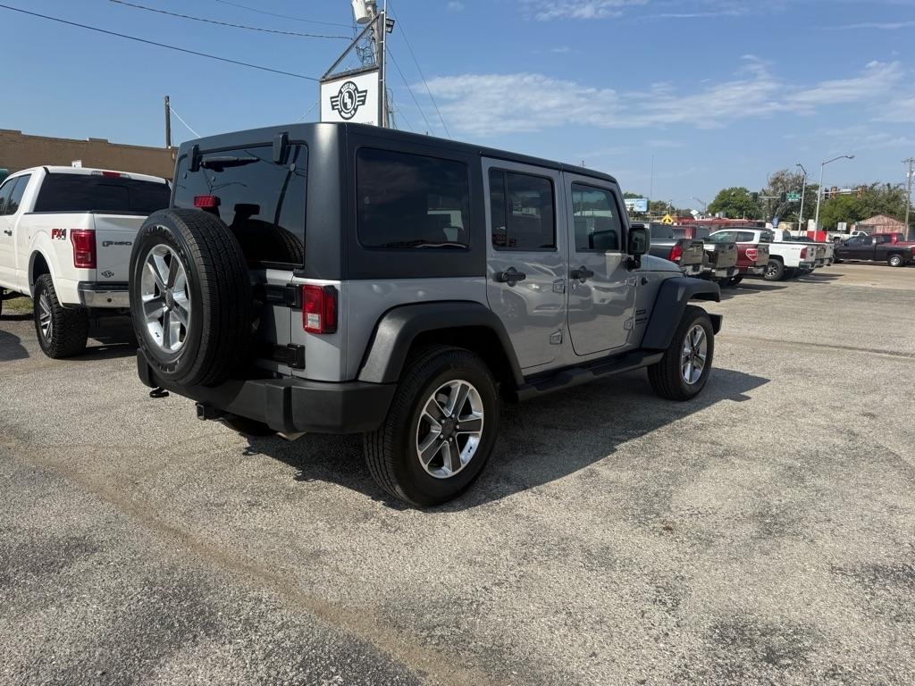 Jeep Wrangler  2016
