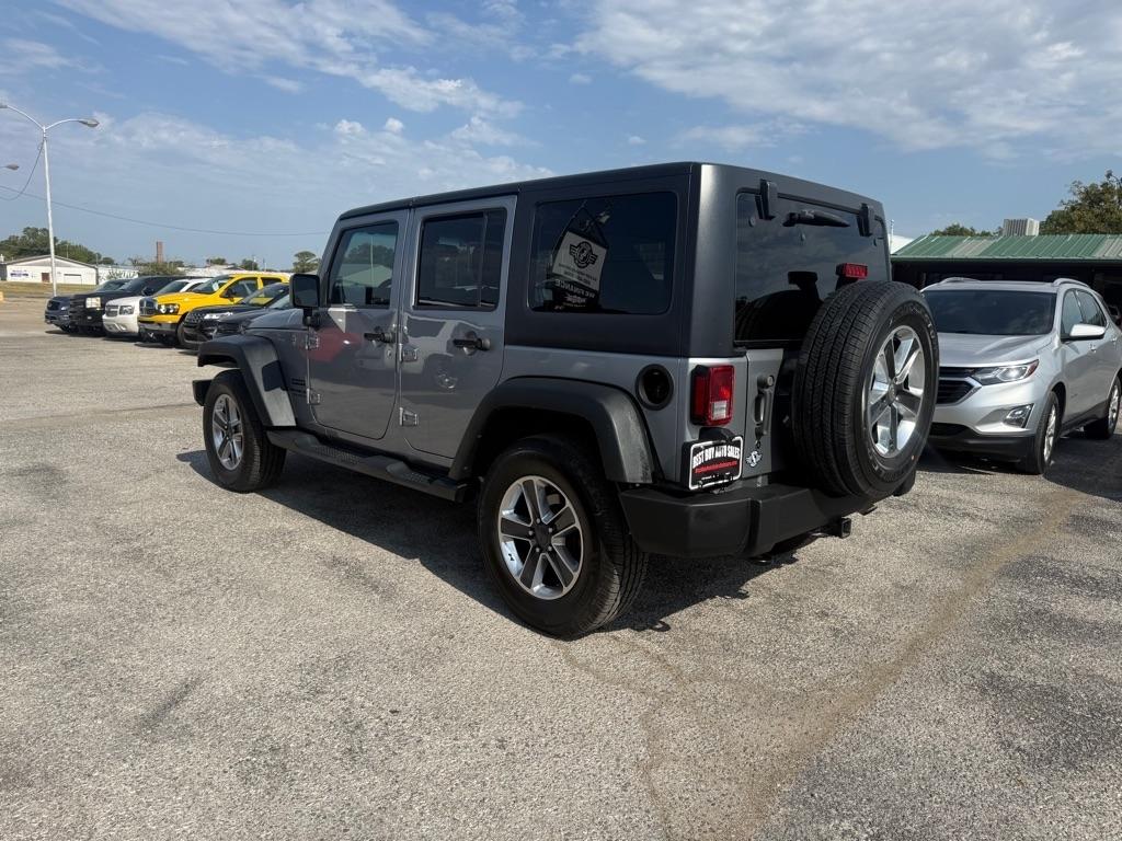Jeep Wrangler  2016