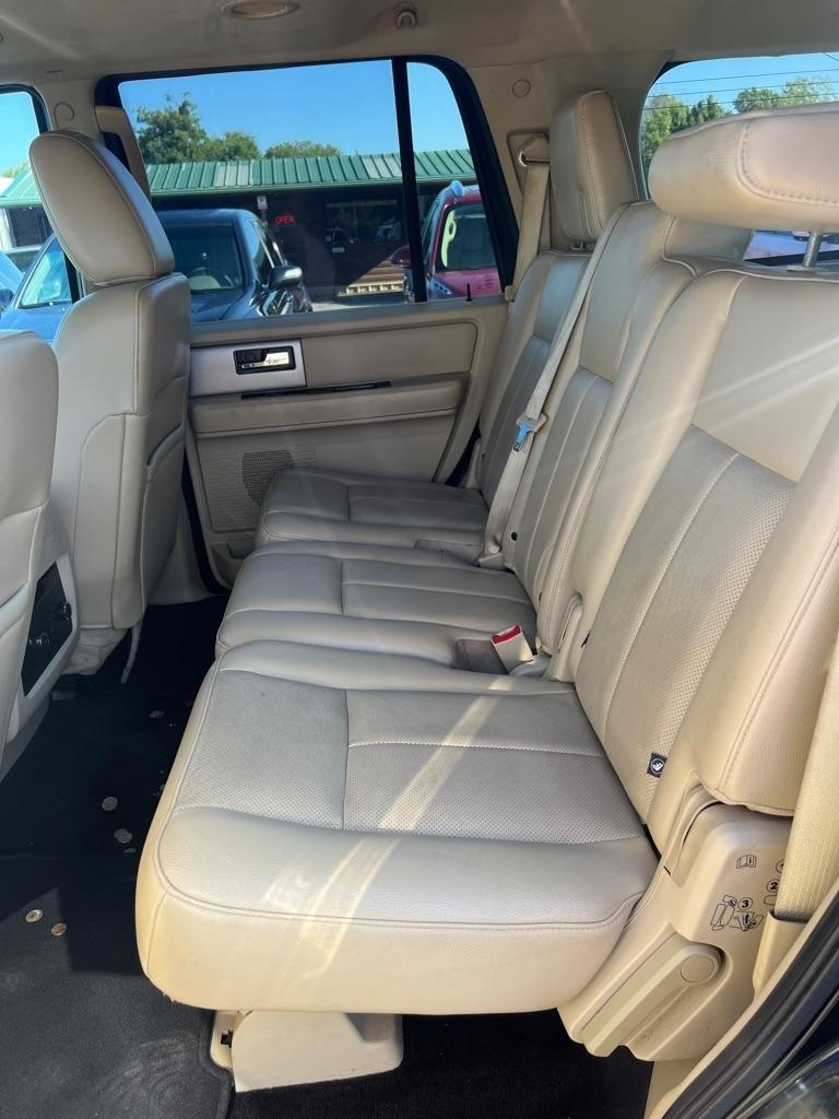 Ford Expedition  2016