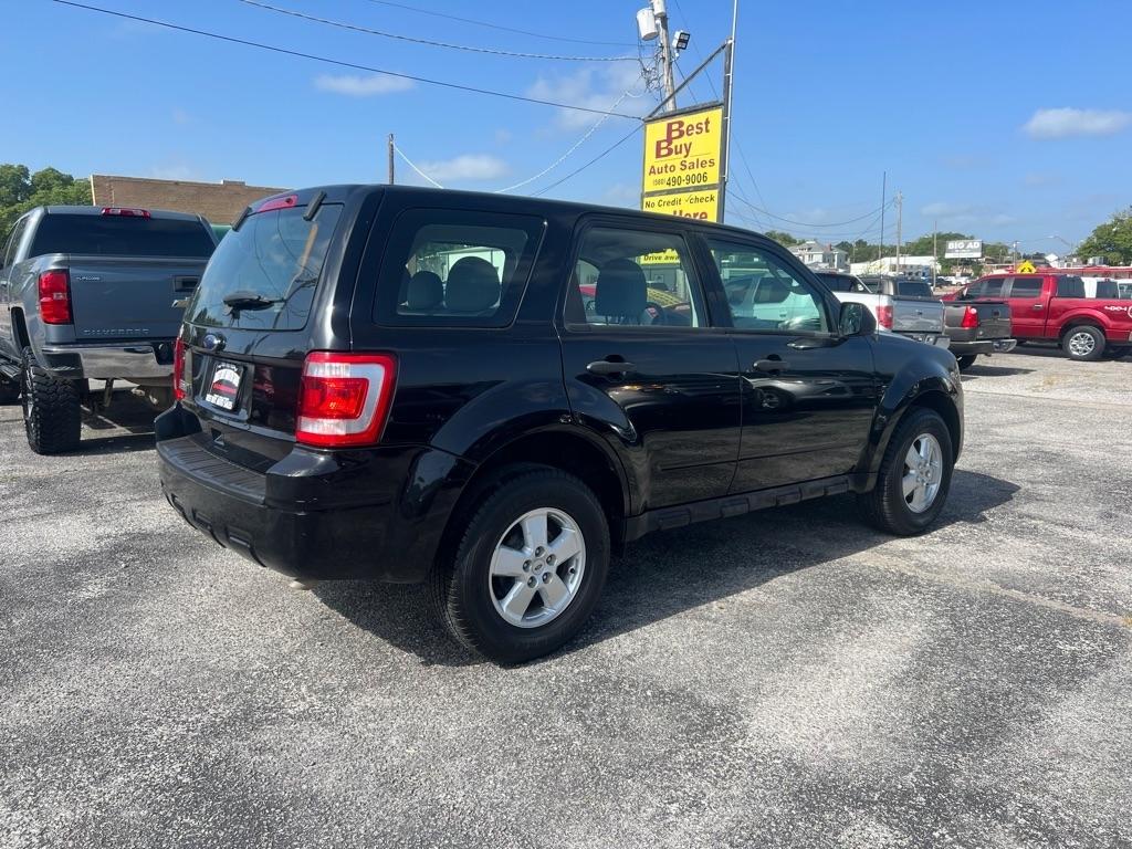 Ford Escape  2010