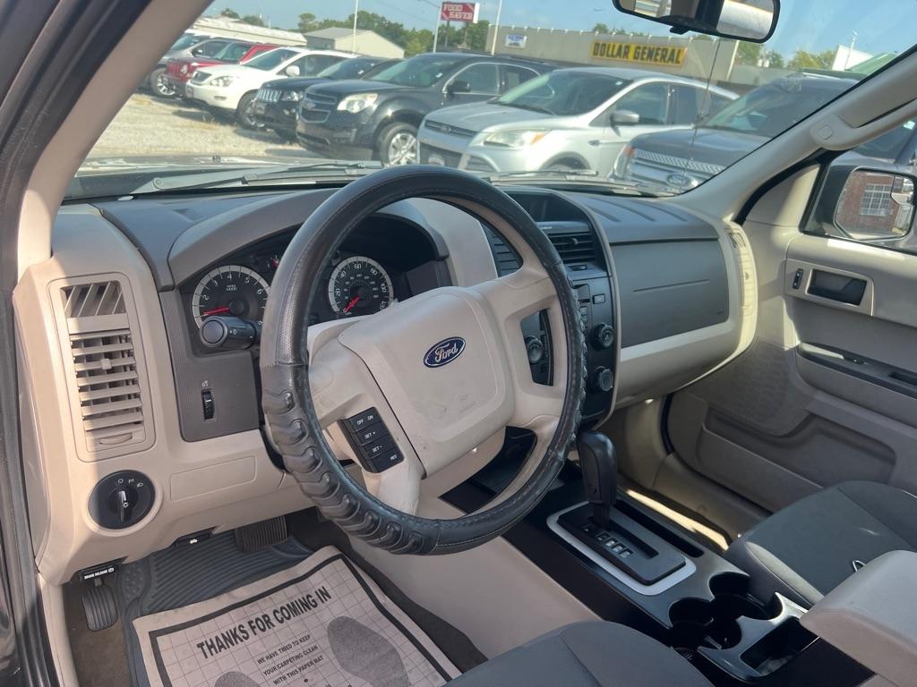 Ford Escape  2010